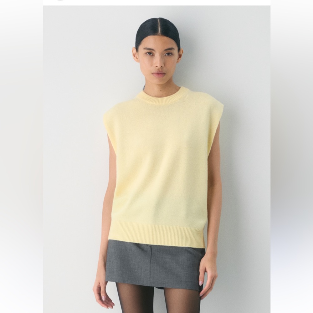Wilfred Women's Yellow Sweater Vest
